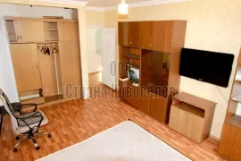 1-к. квартира в хорошем доме!